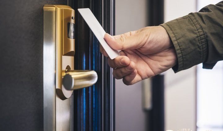 Get Us Commercial locksmith services Scugog​